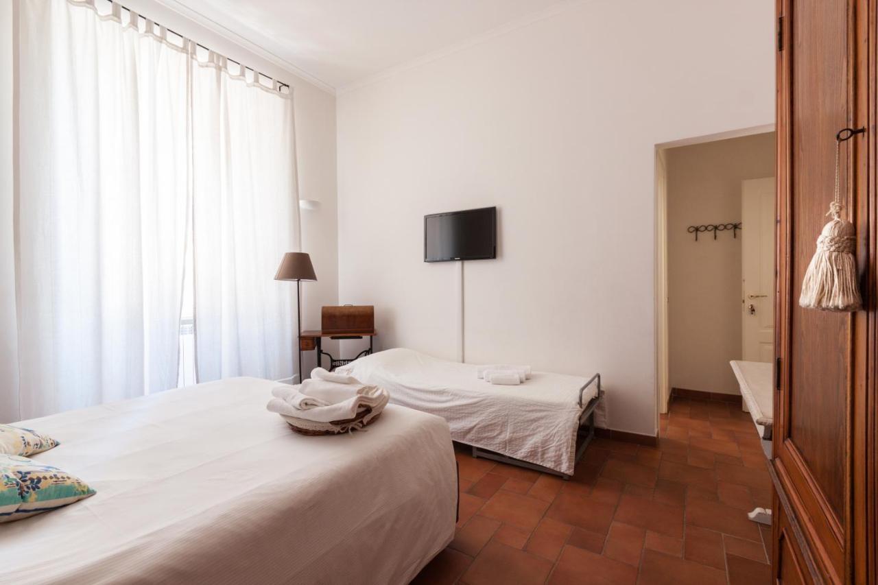 บีแอนด์บี ดูมัส ควิริตั้ม Bed & Breakfast โรม ภายนอก รูปภาพ